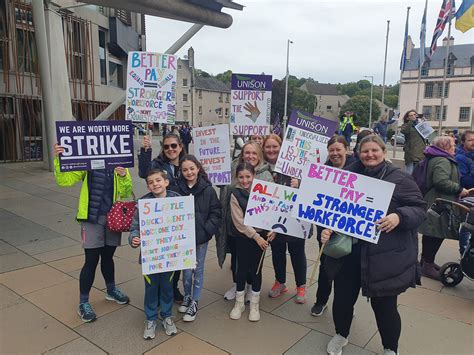 Local government pay: Reject the offer and return to strike action ...