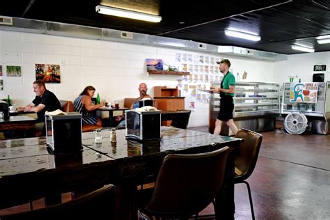 Court Square Cafe focuses on local food, flavors and friends — Ozarks Alive