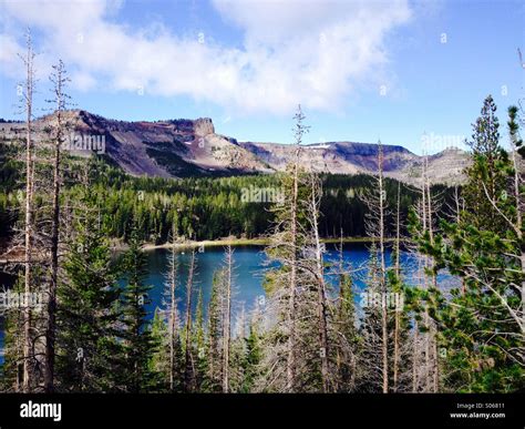 Blue mountains oregon hi-res stock photography and images - Alamy