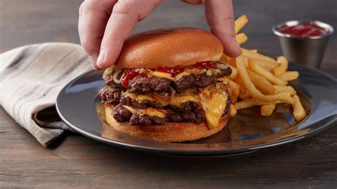 Smashed Burgers - Holten's Chop House Steak Burgers