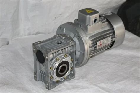 Gear Reducer - Worm Gear Speed Reducers Manufacturer from Ahmedabad