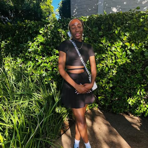 Miss Yolie ☆ | 🤍🎀 | Instagram