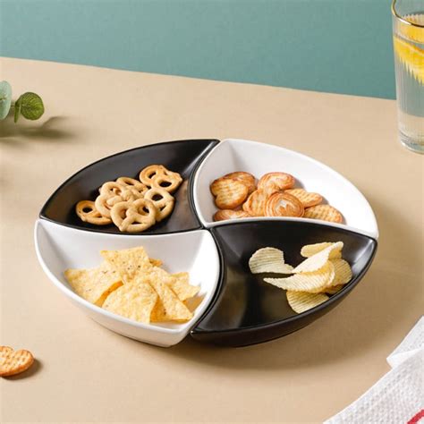 Snack Party Plate Set of 4 Black And White