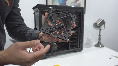 Computer Case Fan Installation 的图像结果
