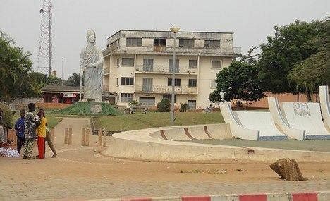 JARDIN PLACE JEAN BAYOL (2026) All You Need to Know BEFORE You Go (with ...