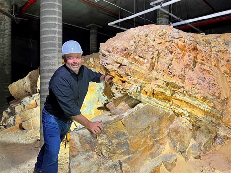 Australia: Closing the geoscience education gap - MMTA