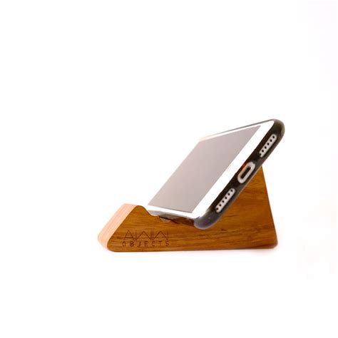 Mobile Stand – AWW Objects