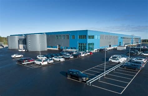 Volvo Cars opens its biggest software testing facility in Sweden ...