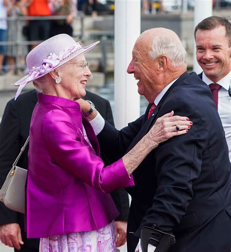 Danmarks dronning Margrethe abdiserer - VG