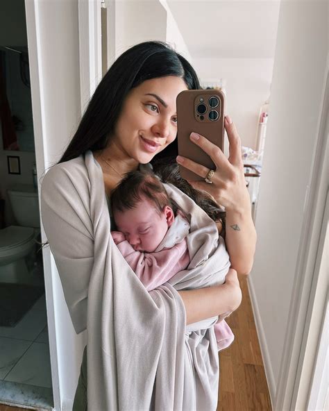 Sheryl Rubio | Y llegó el amor de nuestras vidas… después de 41 semanas y 2 días 💗 ¡una bolita ...