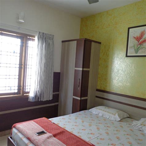 SERENITY MANOR (Coonoor) - Guesthouse Reviews, Photos, Rate Comparison ...