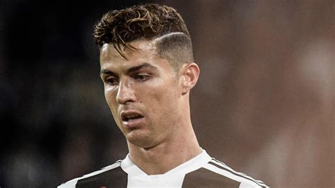 Ronaldo Haircut : Cristiano Ronaldo Haircut Men S Hairstyles Today ...