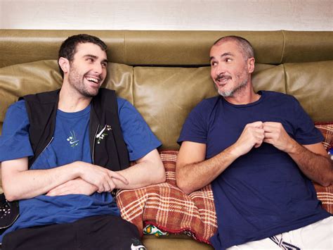 Fred Again blows away Zane Lowe with his NI Maschine live set: “Maschine is so infinitely powerful”