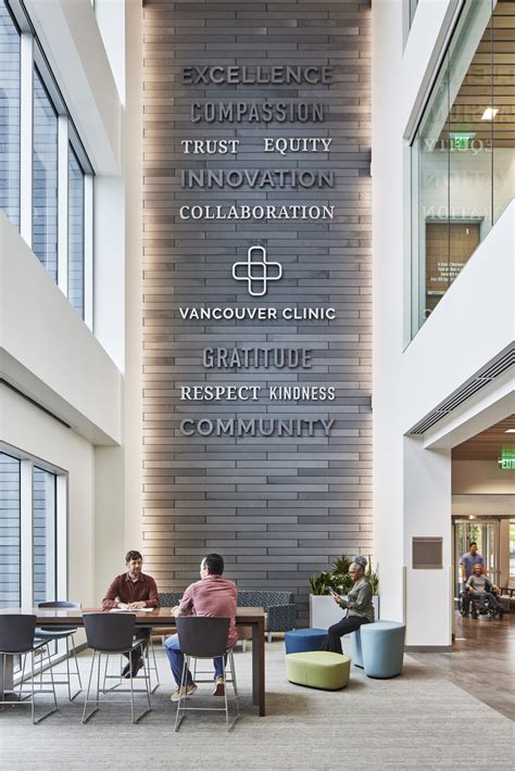 The Vancouver Clinic – Salmon Creek, WA - PMBLLC