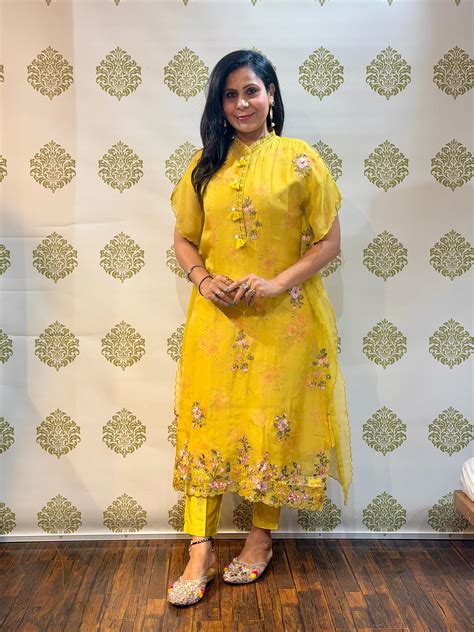 Upcoming Trends – Kasturi Design
