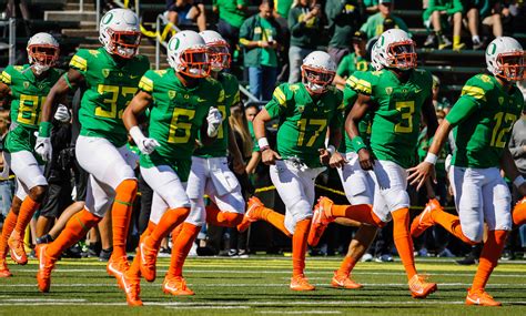How Many Football Uniforms Does Oregon Have at Edward Varley blog
