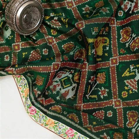 Forest Green 6 Figure Patan Patola Silk Saree – WeaveinIndia