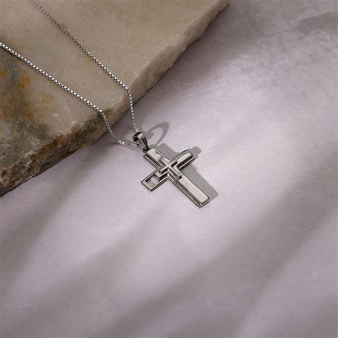 Black Rhodium Men's Pendant | Mens Pendant – GIVA