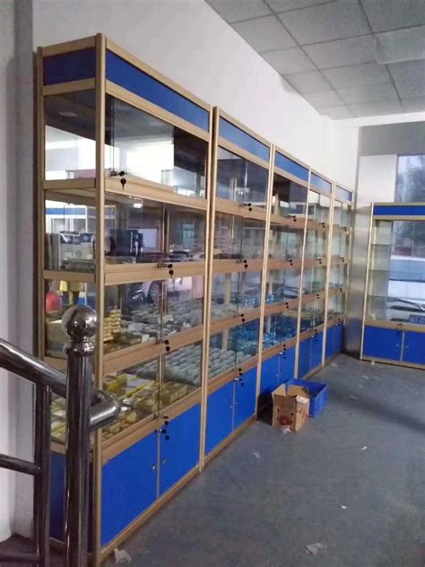 惠州钛合金货架手机柜台精品玻璃化妆品展柜汽车用品展示架定做-阿里巴巴