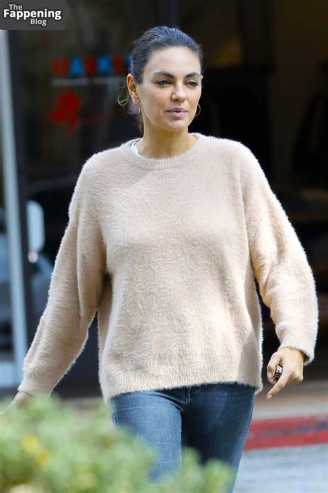 Mila Kunis Naked Picture Complete Photos & Video Media #907