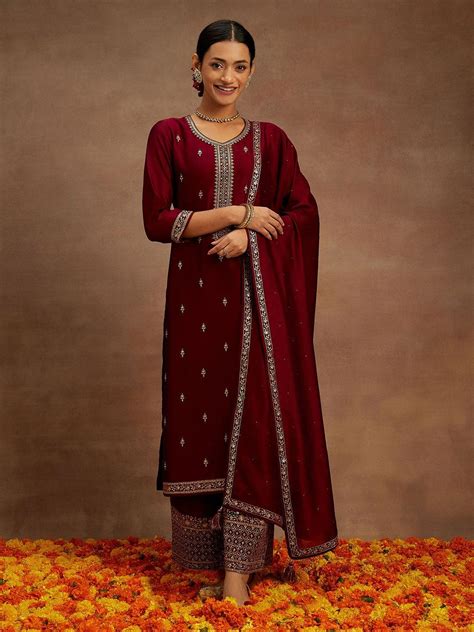 Buy Fuchsia Embroidered Silk Blend Straight Suit With Dupatta Online at ...