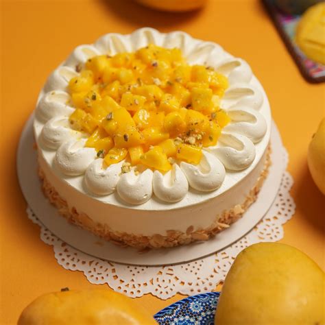 Classic Mango Cream Cake Classic Mango Cream Cake | Fresh Mango ...