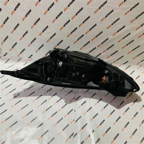 HEAD LIGHT SANTRO 18 RH HYU 92102C4000 - ARCO AutoZone