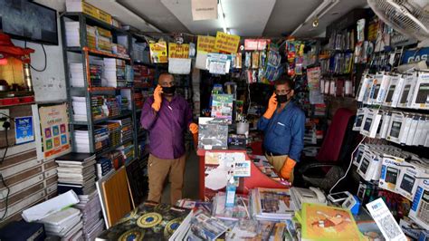 Covid-19: Delhi govt implements MHA's order, allows standalone shops to ...