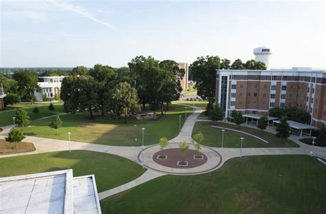 Colleges That Accept the Most International Students | Applying to ...