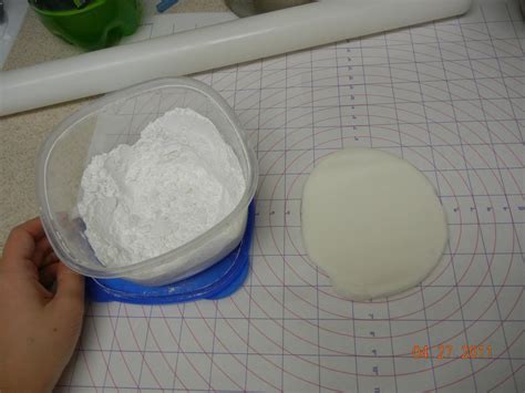 How to Make Cake Fondant Tutorials 的图像结果