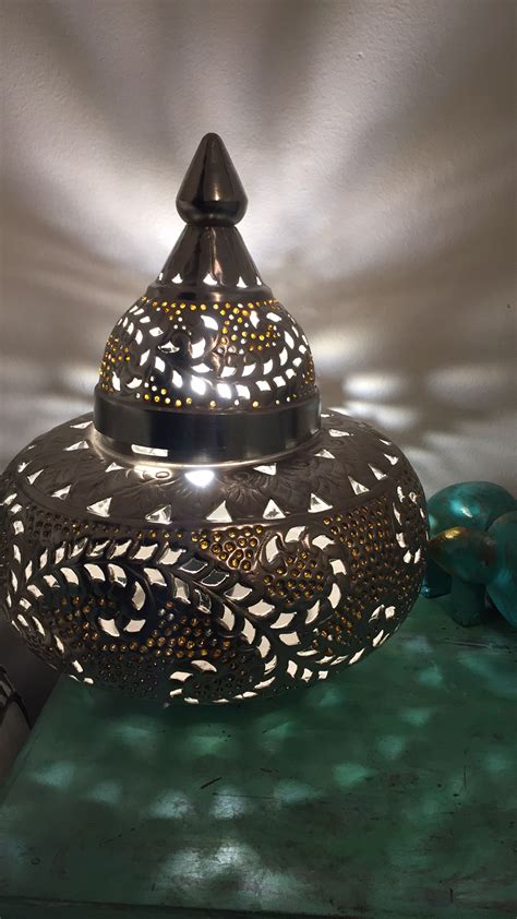Moroccan Style Bedside Table Lamp - Easy Sourcing on Made-in-China.com