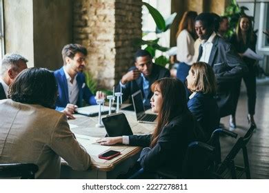 Multiracial Business People 的图像结果