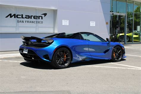Volcano Blue - McLaren 750S Spider | carpaints.co