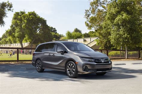 2025 Honda Odyssey Interior And Exterior Picture Gallery