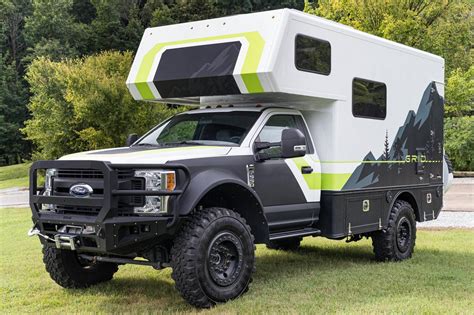 2017 Ford F-550 Super Duty XLT 4x4 Grid Camper for Sale - Cars & Bids