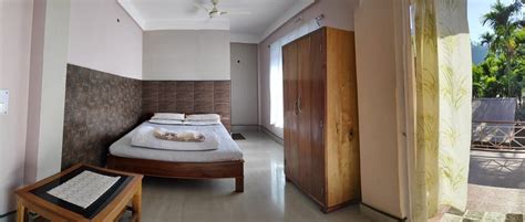 JALDHAKA HOMESTAY (Darjeeling) - Specialty Inn Reviews & Photos ...