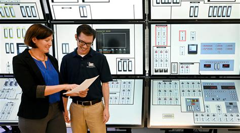 Rezultat imagine pentru Simulation Laboratory