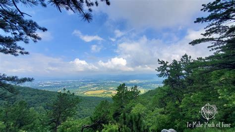 Hiking Read Mountain Preserve in Southwestern Virginia - 3.5 Mile Loop ...