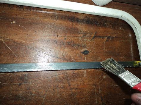 Using a Threader to Cut Left Hand Threads On Pipe 的图像结果