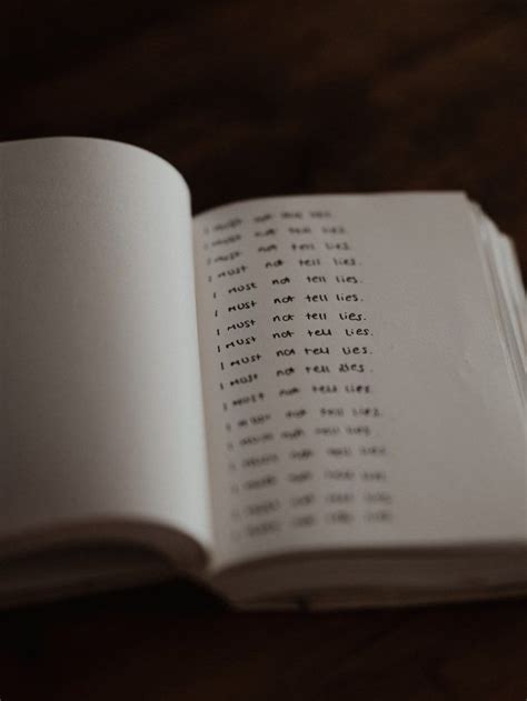 5 Signs Someone Is Lying To You