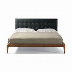 testata letto imbottita letto matrimoniale in pelle con testata trapuntata leilio testata letto imbottita letto matrimoniale in pelle con testata trapuntata leilio