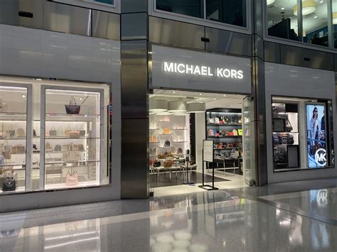 Duty Free Americas Dallas Texas Stores : DFW Michael Kors (DFA)