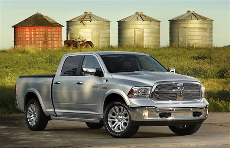 2015 Dodge Ram 1500 Laramie Longhorn EcoDiesel - HD Pictures @ carsinvasion.com