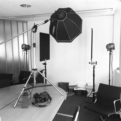 Basic Studio Portrait Setup 的图像结果