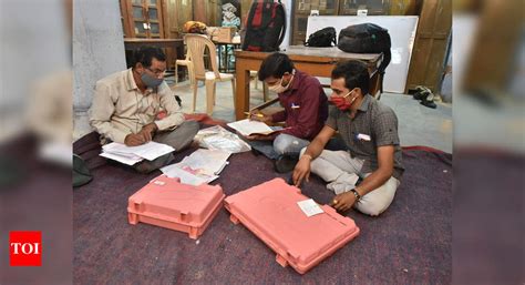 Odisha: 17 govt teachers face VRS rap for refusing poll duty - Times of ...