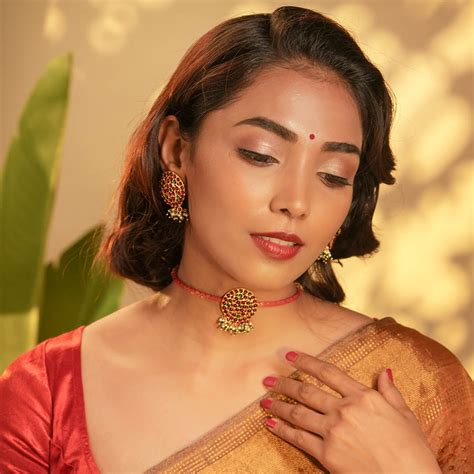 Buy Kemp Stone Fabric Choker Set - SK1078 – SIA Jewellery