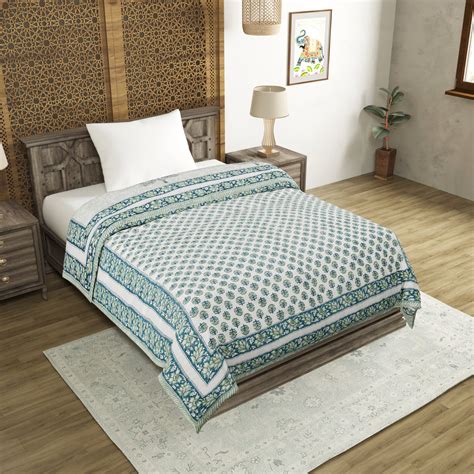 Cotton Single Size Quilt Hand Block Print for Light Winters (150x225 c ...