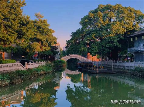 小桥流水人家，中国5个最美水乡古镇，第1个最好玩可坐在水里吃饭