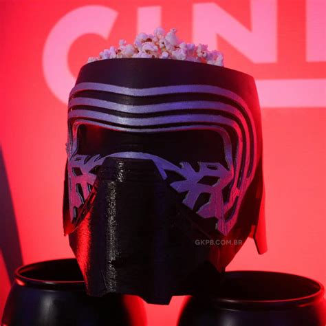 Cinemark lança balde de pipoca do Kylo Ren para estreia de Star Wars ...