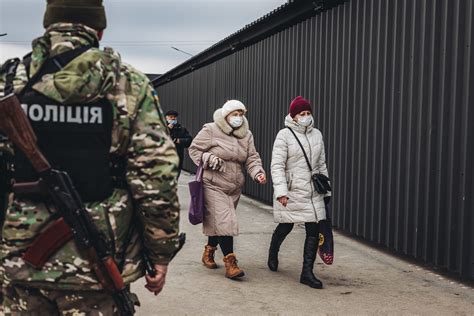 Qué es la ley marcial que ha declarado Rusia ante el avance de Ucrania ...